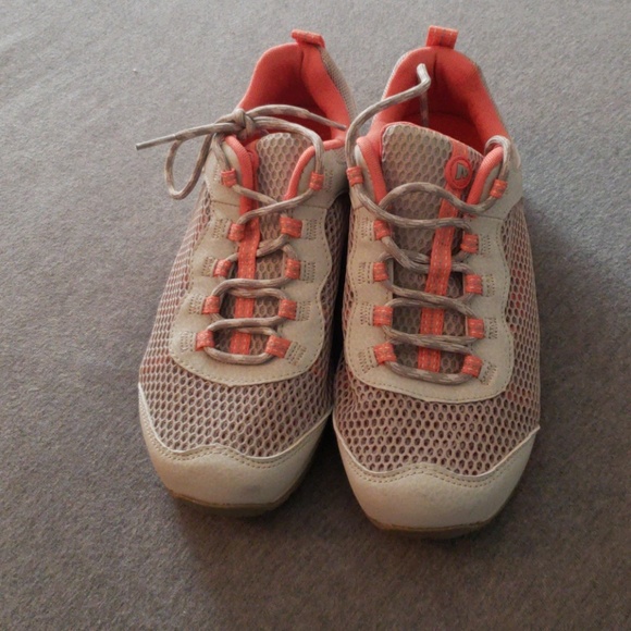 merrell riverbed womens